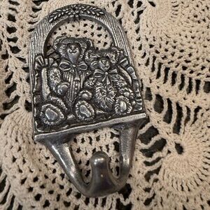 Teddy Bear Double Hook Wall Hanger in Antique Silver Tone
